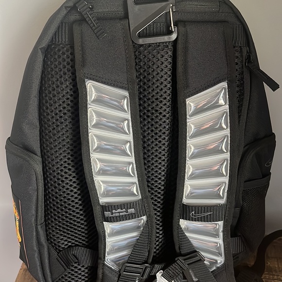 Nike LeBron Backpack Max Air Strap Black DB2479 (25L) - Picture 12 of 13